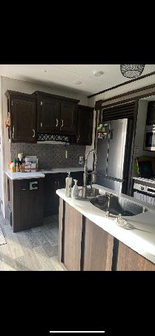 Destination trailer and private lot - Photo 7