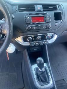 Senior lady driven 2014 Kia Rio 218,000 km - Photo 4