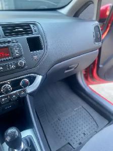 Senior lady driven 2014 Kia Rio 218,000 km - Photo 6
