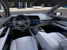 2027 Cadillac OPTIQ 4dr Sport - Photo 18