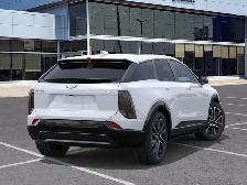 2026 Cadillac OPTIQ 4dr Sport - Photo 8