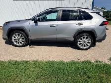 2021 RAV4 XLE - Photo 2