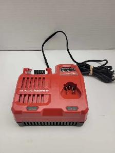 Milwaukee 48-59-1808 M12/M18 Rapid Charger - Photo 3