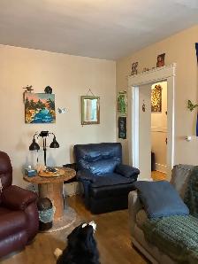 Very nice 1-bedroom -Small Balcony- Available September 1st!