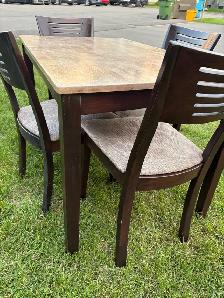 Table and 4 chairs - Photo 3