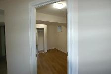Steeles Yonge 2 bdrms 2 full baths app 1100 sqft Ensuite laundry - Photo 7