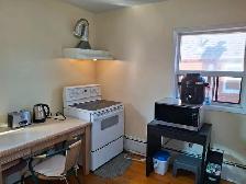 Furnished Room for Rent,  Etobicoke, $750, All inclusive - Photo 4
