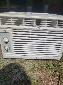 Air conditioner 5000 btu