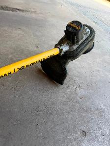 DeWalt Weed Trimmer XR - Rechargeable. - Photo 3