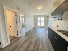 Penetanguishene: 1 Bed   Den, 1 Bath Units (659 sq ft) - Photo 2