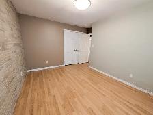 5810 Vine St, Niagara Falls - All Inclusive 3 Bedroom Main - Photo 25