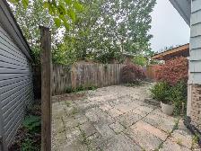 5810 Vine St, Niagara Falls - All Inclusive 3 Bedroom Main - Photo 28