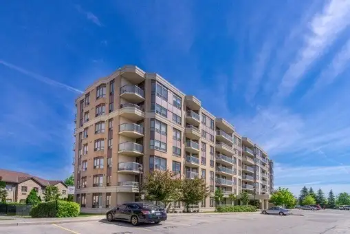 All-Inclusive Top-Floor Condo – Brampton, Overlooking the Park!