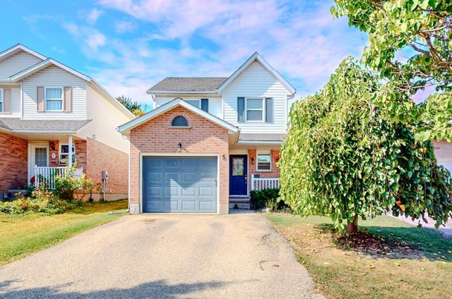 Beautiful 3-Bedroom Single Detached Home in Kitchener for Rent