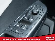 2024 Volkswagen Taos Comfortline / BACKUP CAMERA/ HEATED SEATS - Photo 14