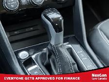 2024 Volkswagen Taos Comfortline / BACKUP CAMERA/ HEATED SEATS - Photo 16