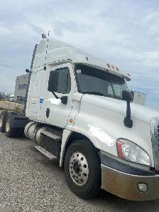 Freightliner Cascadia - Photo 3