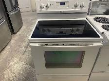 Cuisinière blanche vitrocéramique Whirlpool