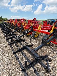 Bourgault 9400 54’ Chisel Plow - Photo 5