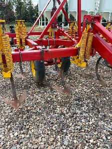 Bourgault 9400 54’ Chisel Plow - Photo 6