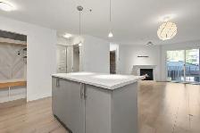 Bright & Modern 2 Bedroom Condo Close to Downtown - Photo 9