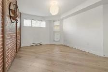 Bright & Modern 2 Bedroom Condo Close to Downtown - Photo 20