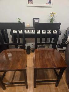 kitchen  table  and chairs - Photo 6
