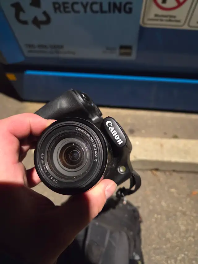 CANON POWERSHOT SX520 HS