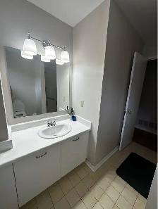 Private Room near SquareOne for Rent - Photo 4