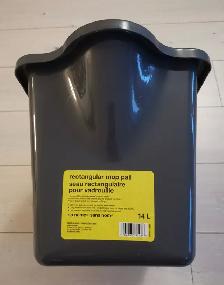 New 14L Plastic Rectangle Pail - Photo 3