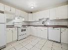 Tuxedo Village - 2 Bed 1.5 Bath Condo Sublet - Photo 6