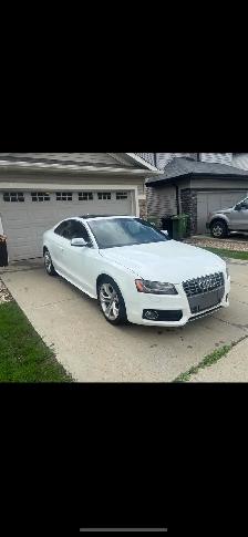 2011 Audi S5 - Photo 2
