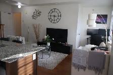 Move-In Ready | Fully Furnished 2 Bed, 2.5 Bath Townhouse for R - Photo 3