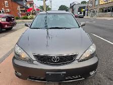 2005 Toyota Camry - Photo 2