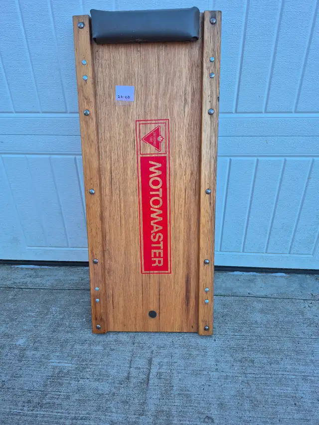 Motomaster Creeper