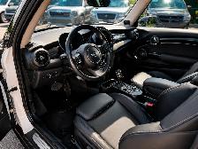 2024 MINI 3 Door Cooper SE - Photo 2