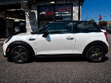 2024 MINI 3 Door Cooper SE - Photo 11