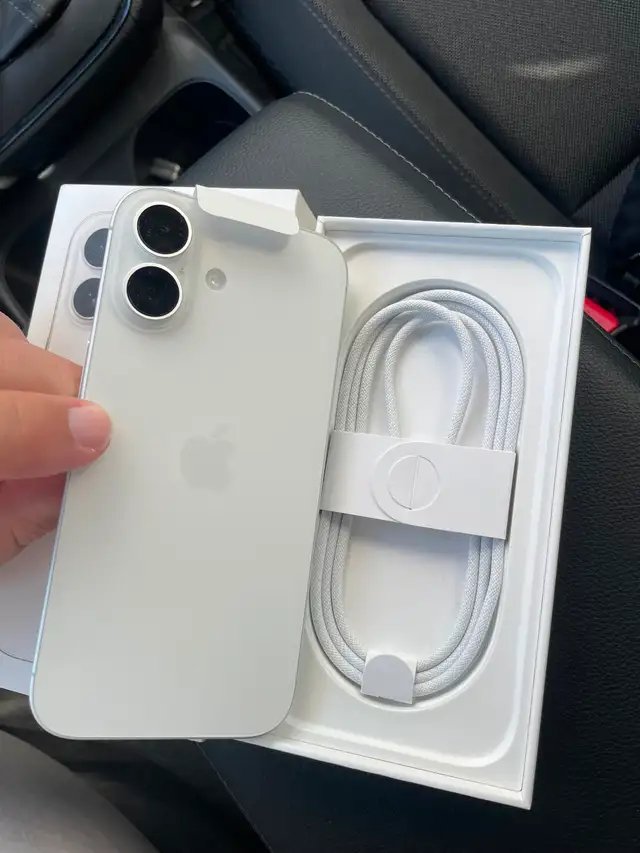 iPhone 17 brand new in box