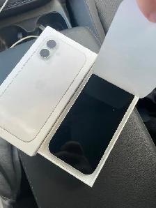 iPhone 17 brand new in box - Photo 6