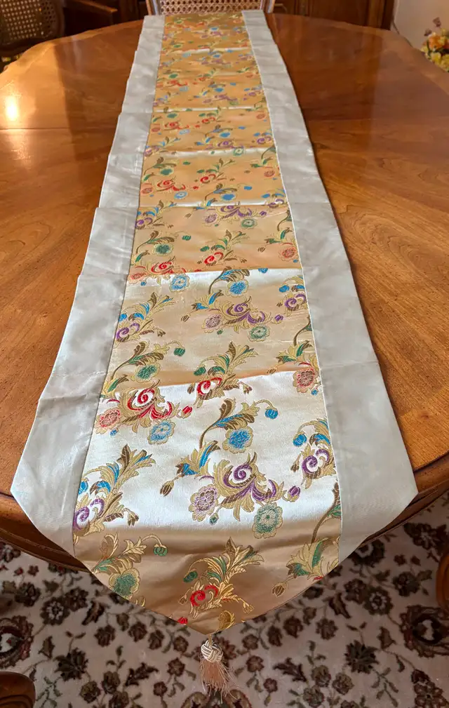 Chemin de table chinois