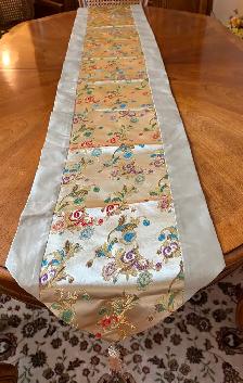 Chemin de table chinois