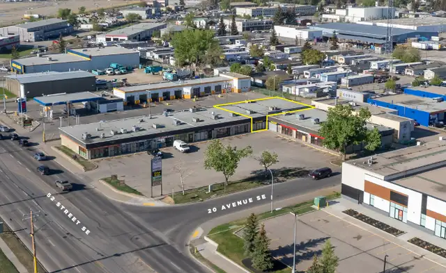 Flexible Retail, Showroom or Commercial Space for Lease