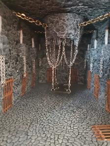 Miniature Dungeon Hand Crafted with Lighting - Photo 3