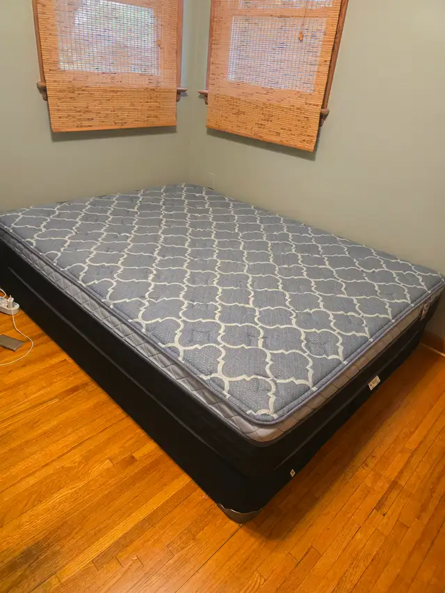 I want to donate my bed.