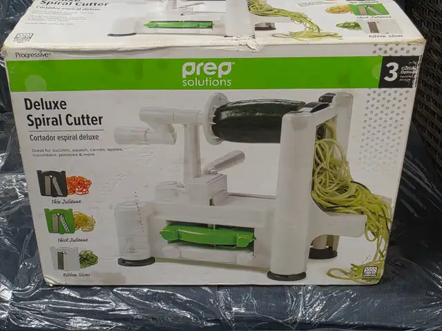 Prep Solutions by Progressive Deluxe Spiral Cutter New in Box