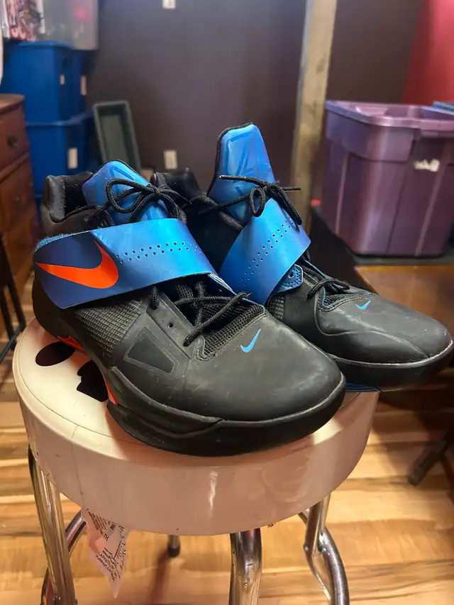 Nike KD 4's OKC away Colorway Size 13