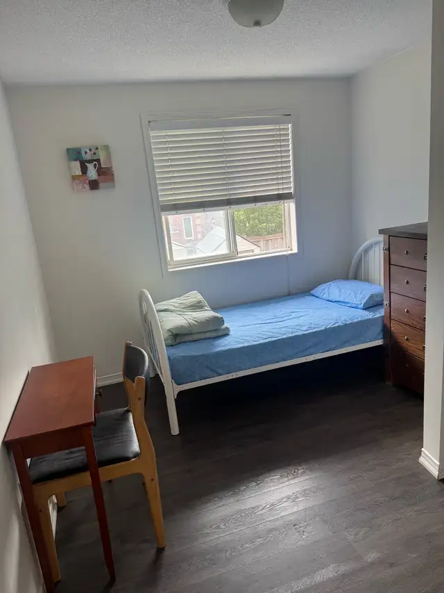 bedroom for rent