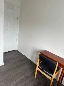 bedroom for rent - Photo 3