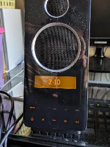 Logitech Z-10 Computer Speakers 2.0 - Photo 2