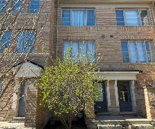 Modern Townhouse Near Woodbine Beach For Rent - Photo 7